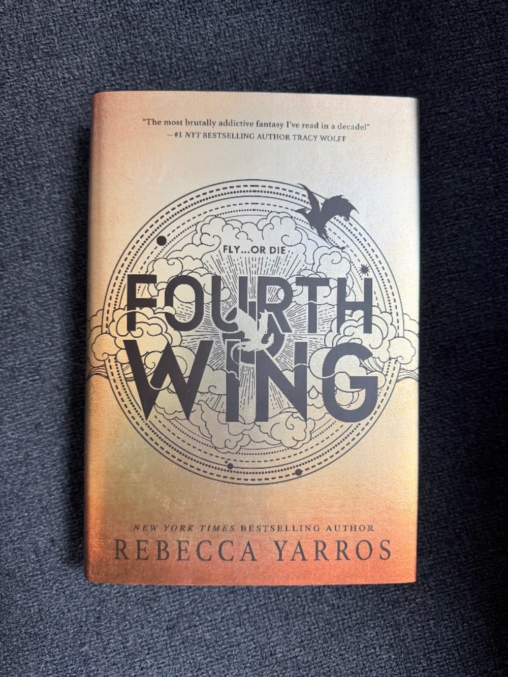 Fourth Wing by Rebecca Yarros — Hardcover